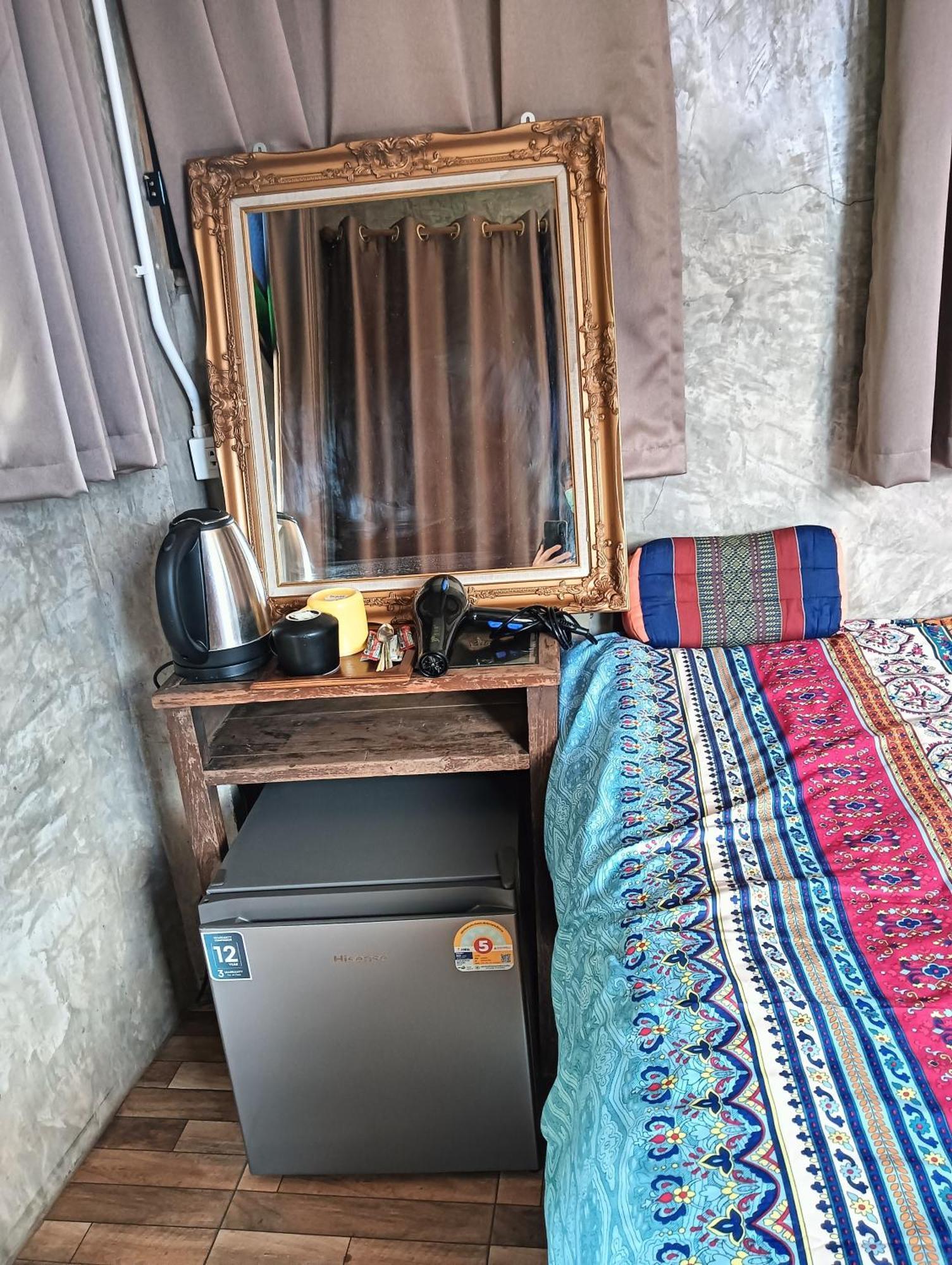 Huen Chiang Man Hostel (Adults Only) เชียงใหม่ ภายนอก รูปภาพ