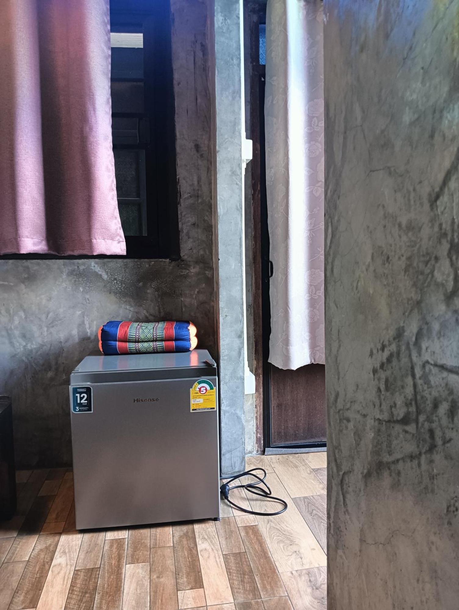 Huen Chiang Man Hostel (Adults Only) เชียงใหม่ ภายนอก รูปภาพ